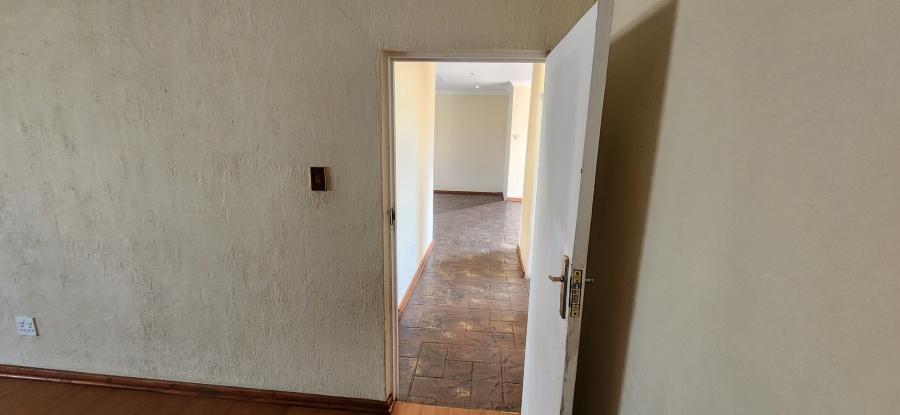3 Bedroom Property for Sale in Dana Bay Western Cape